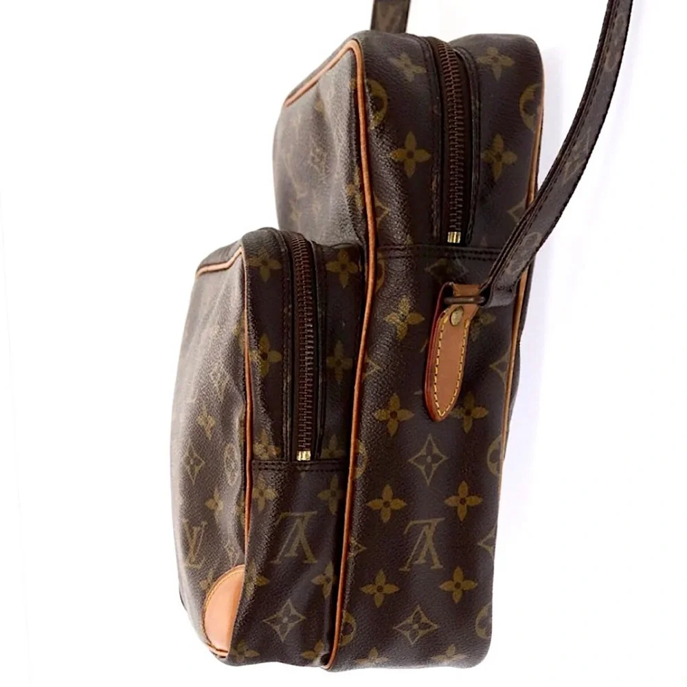 LOUIS VUITTON Amazon MM Messenger Shoulder Bag Monogram Canvas RARE LV DUST BAG